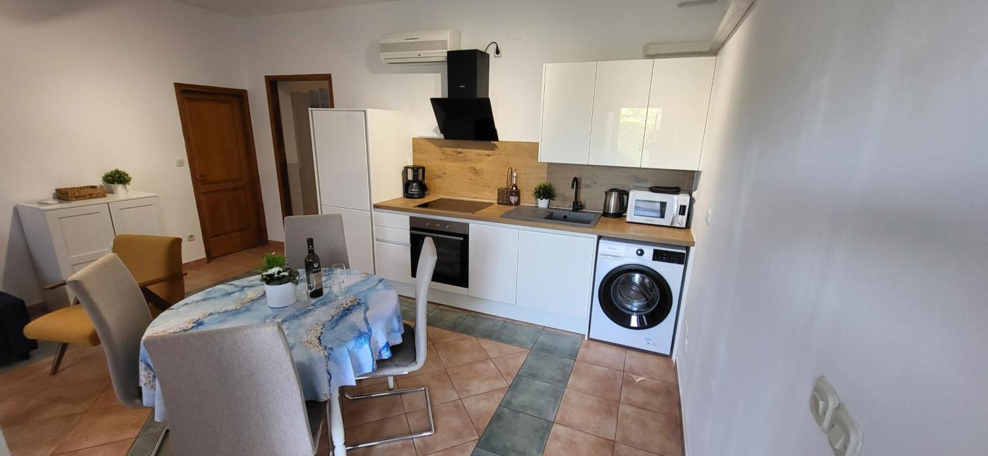 Apartman Ana Póla